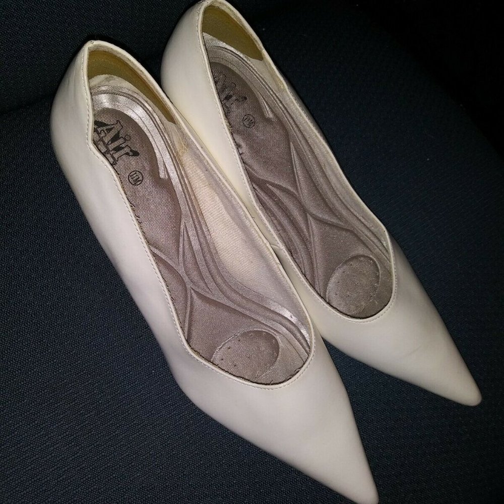 Air flex Low Heel Pumps